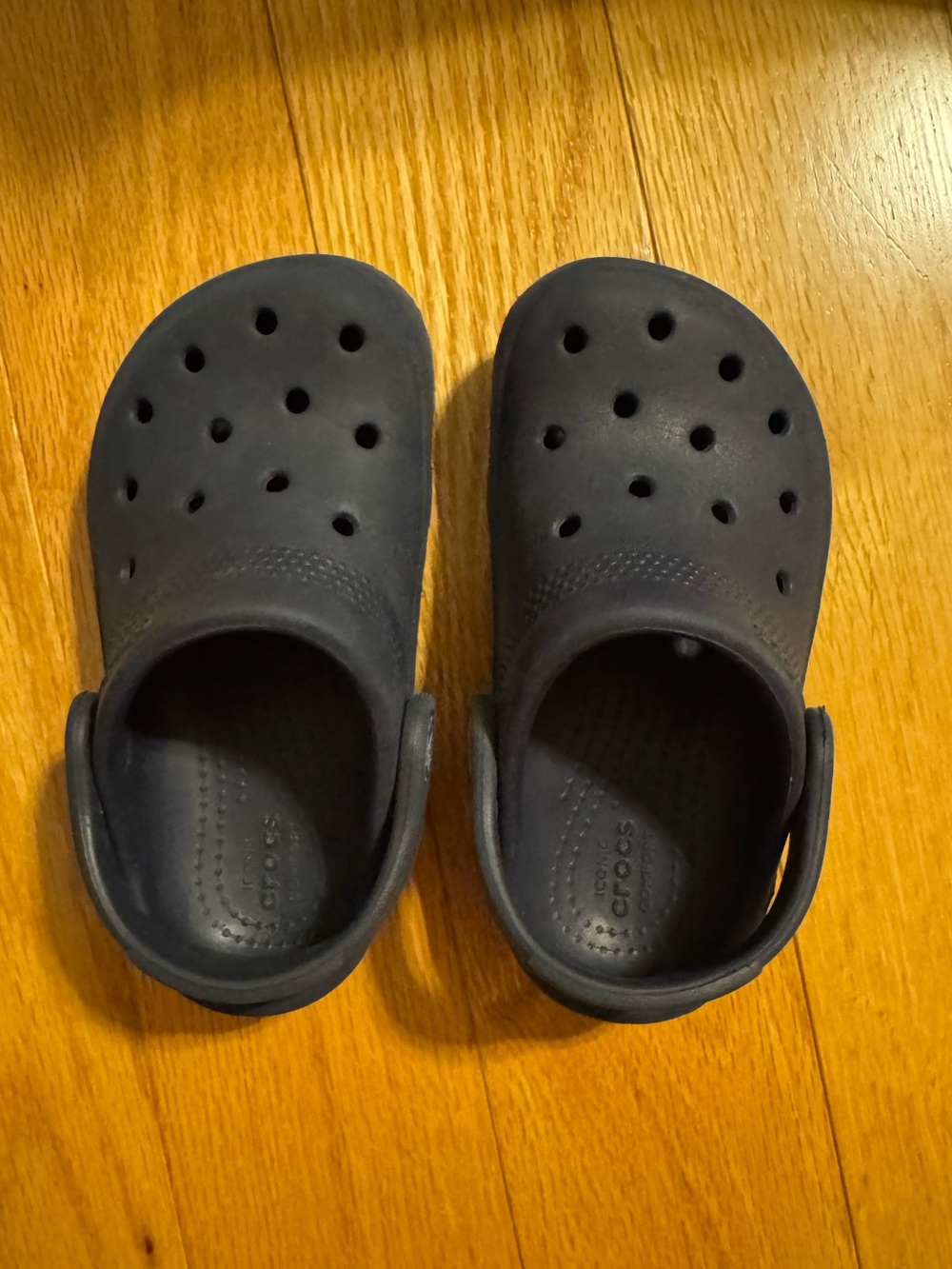 CROCS Kids Classic Clog in dark navy